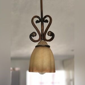 Ceiling pendant lights